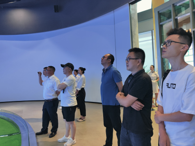 中铁集团文旅集团领导一行莅临御业沟通交流