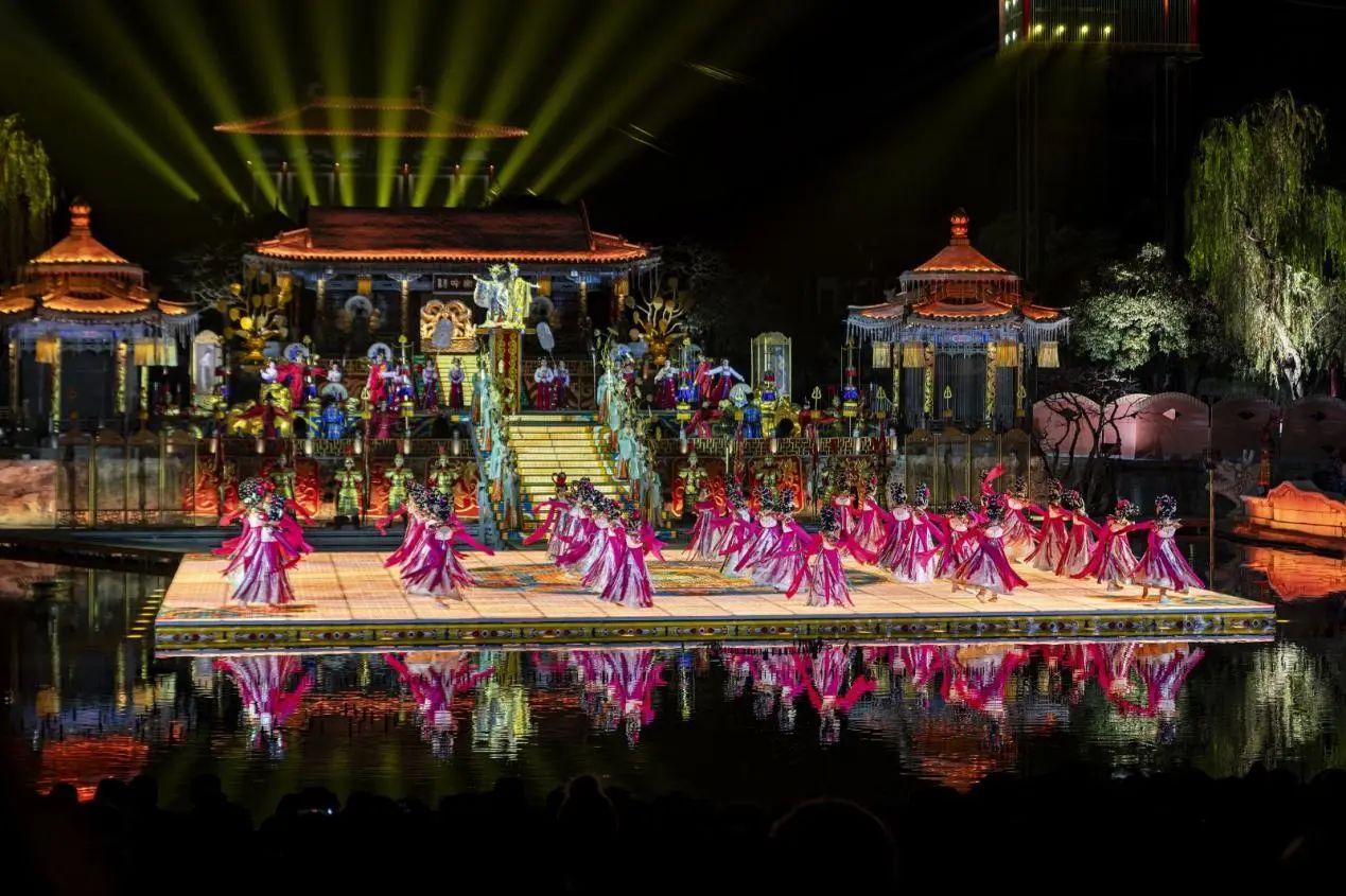 沉浸式文旅｜“演艺+文旅”，演艺经济重塑文旅消费图景，流量变现驱动文旅产业升级